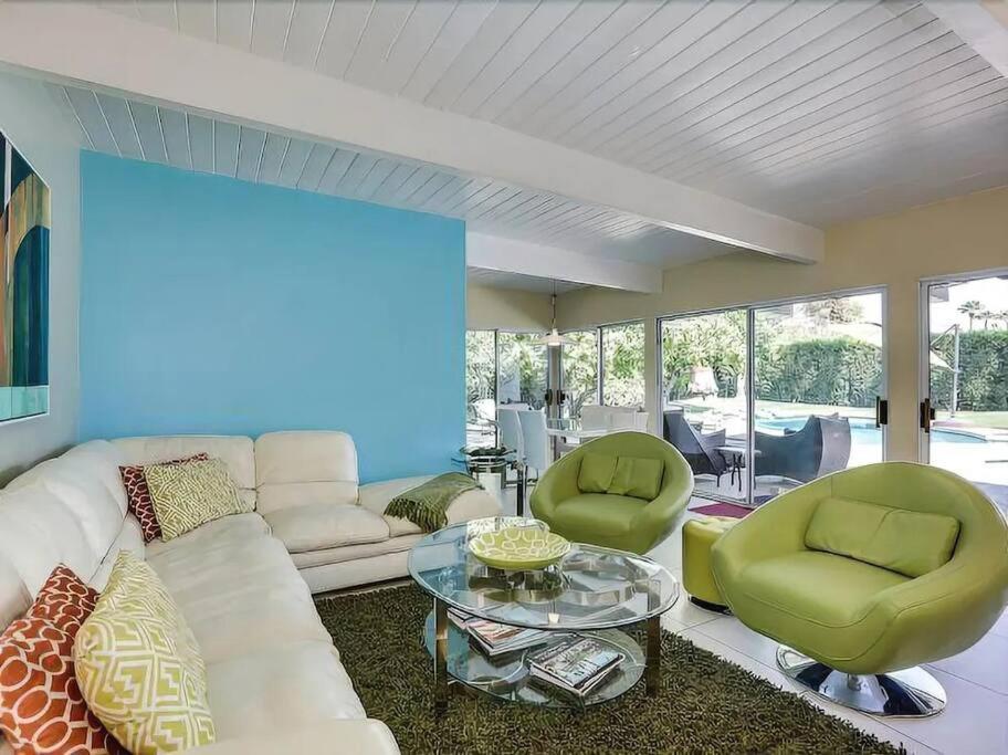 Serene 4 Bed 3 Bath Heated Pool Natural Backyard Heart Of Palm Springs Exterior photo